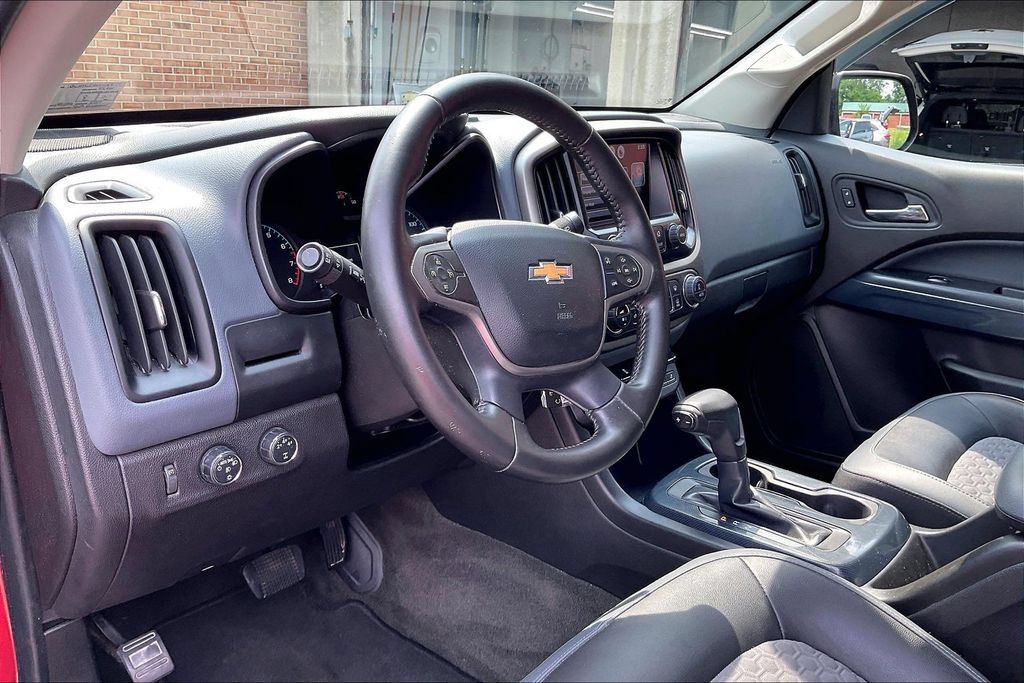 Used 2015 Chevrolet Colorado Z71 AWD/4WD image 13