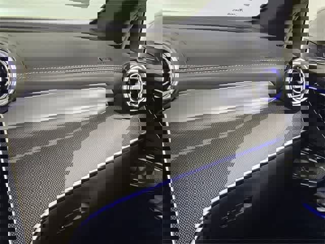 Used 2025 Mercedes-Benz GLC 350e GLC 350e image 39