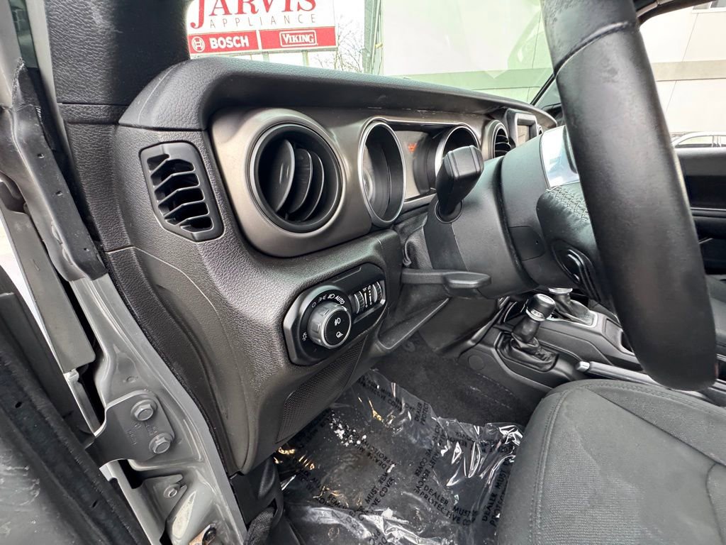 Used 2020 Jeep Gladiator Sport w/ Quick Order Package 24S image 18