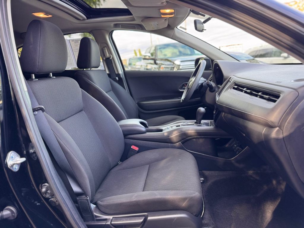 Used 2018 Honda HR-V EX image 26