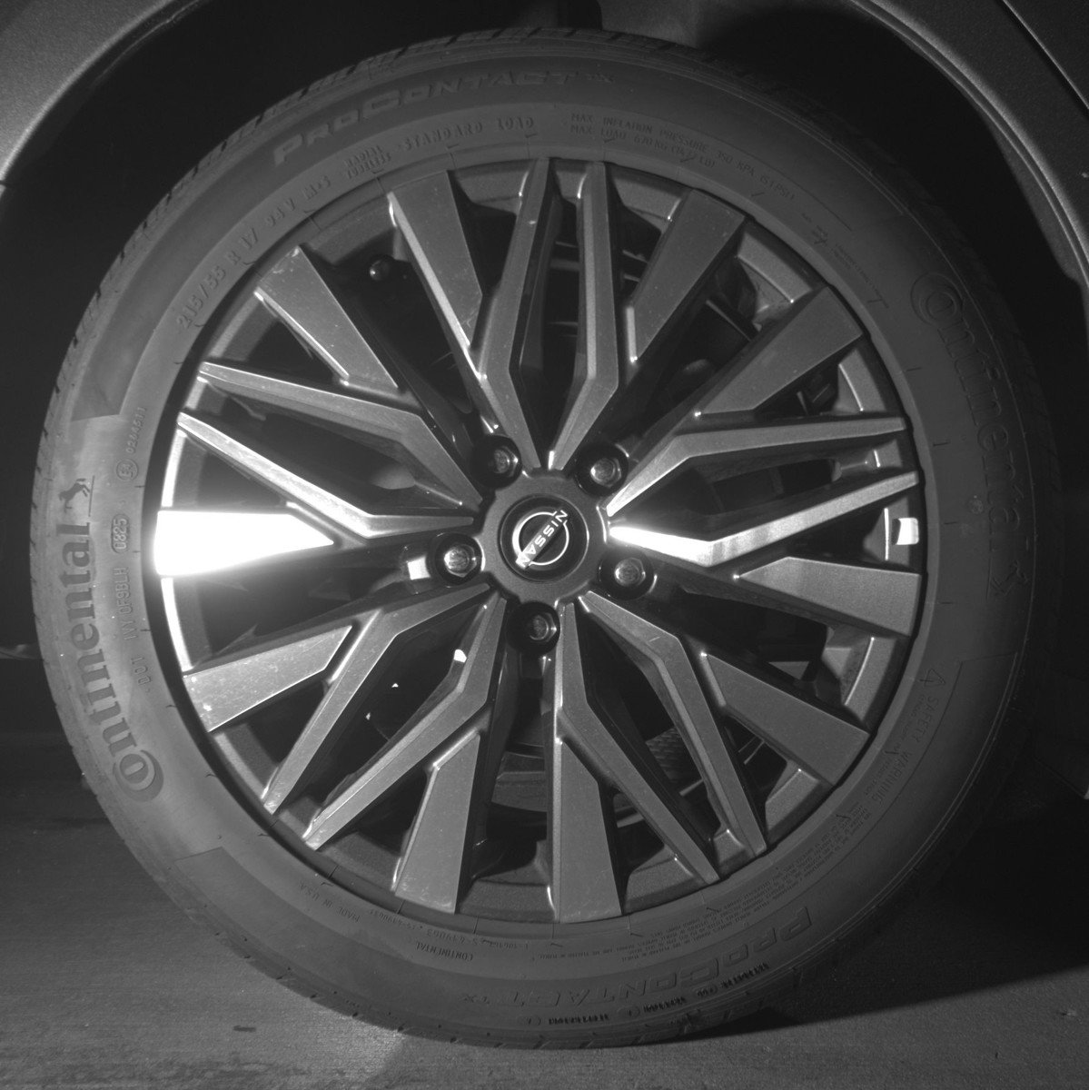 Used 2025 Nissan Altima 2.5 SV image 15