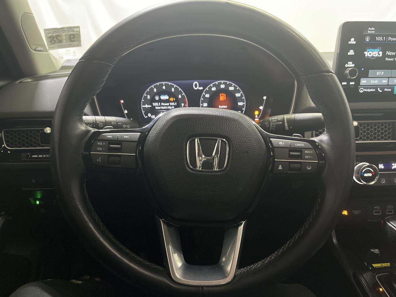 Used 2023 Honda Civic Touring image 14