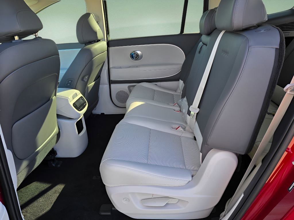 New 2026 Hyundai Ioniq 9 SEL AWD/4WD image 14
