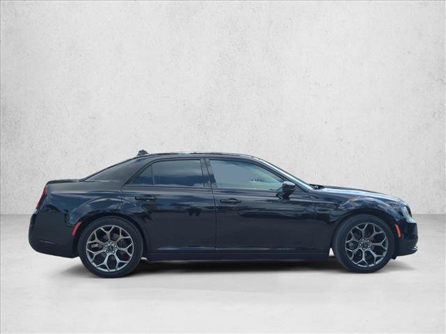 Used 2018 Chrysler 300 Touring w/ Sport Appearance Package RWD image 4
