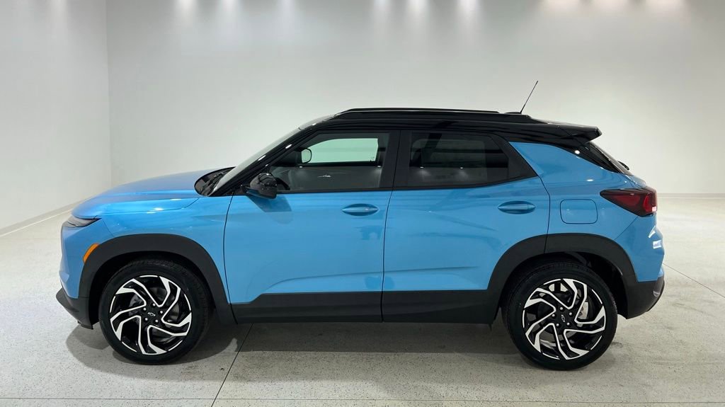 New 2026 Chevrolet TrailBlazer RS w/ Convenience Package FWD image 2
