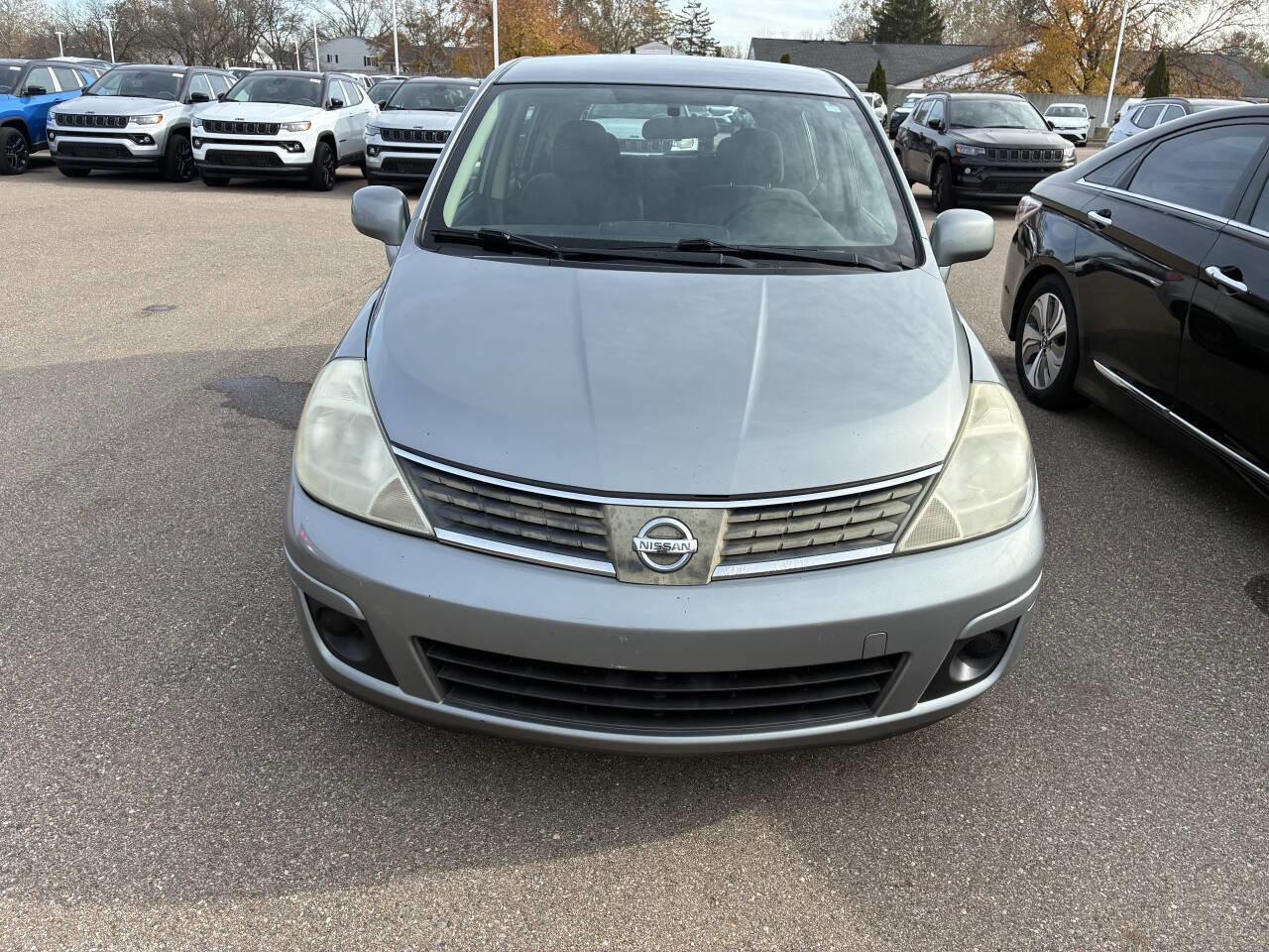 Used 2009 Nissan Versa 1.8 S image 1