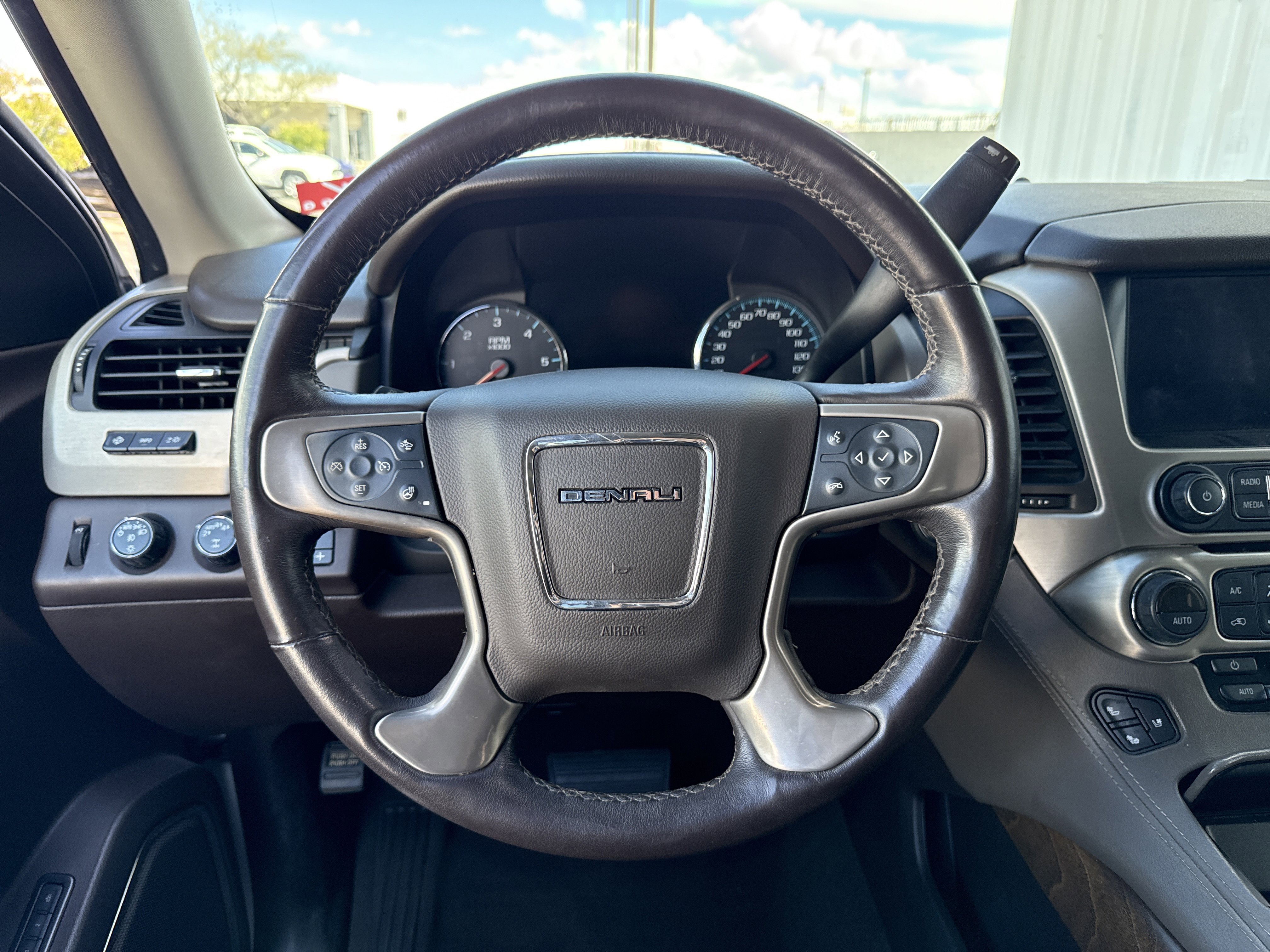 Used 2019 GMC Yukon Denali w/ Open Road Package image 15
