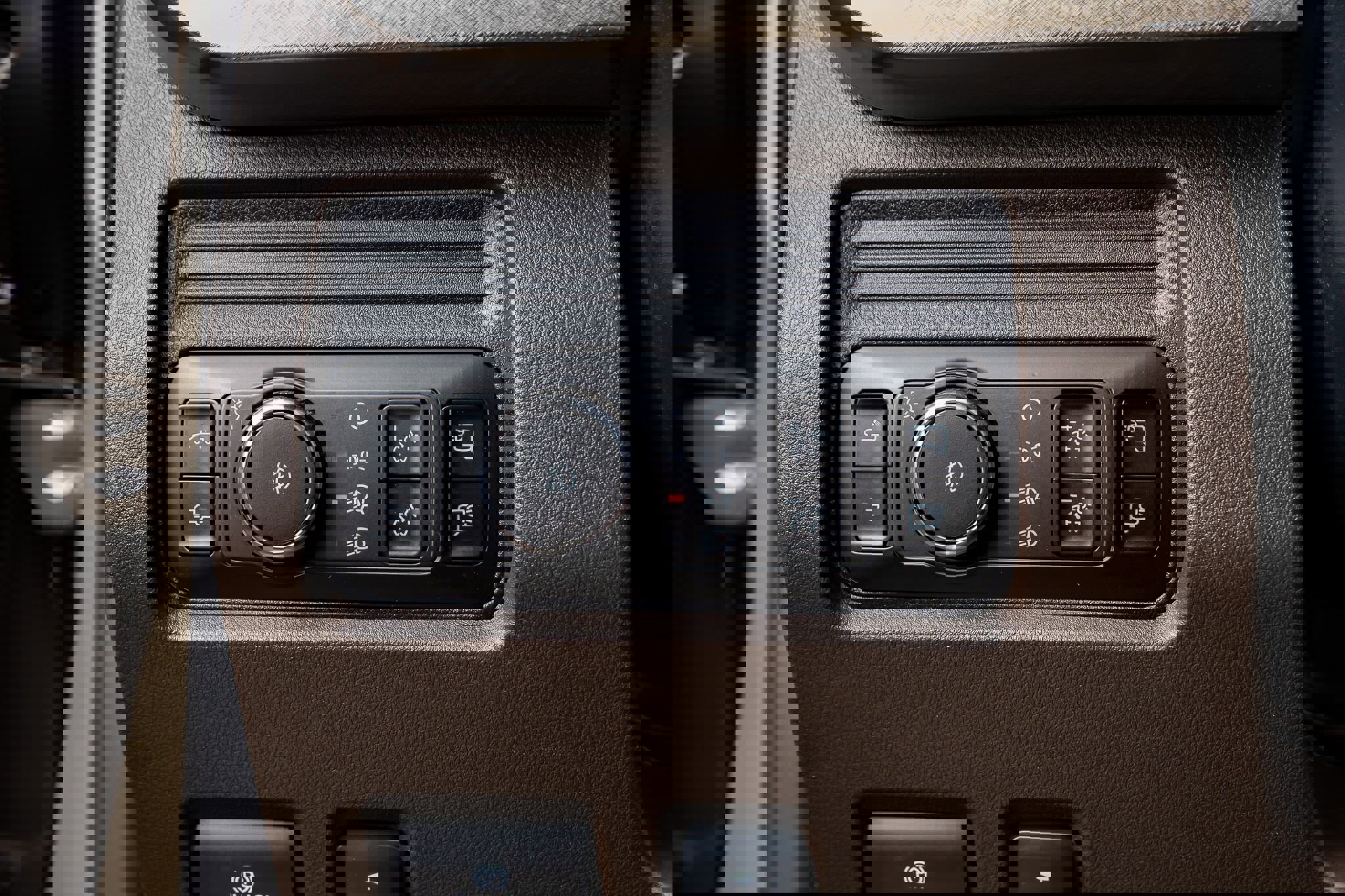 Used 2026 Ford F450 King Ranch w/ Chrome Package AWD/4WD image 22