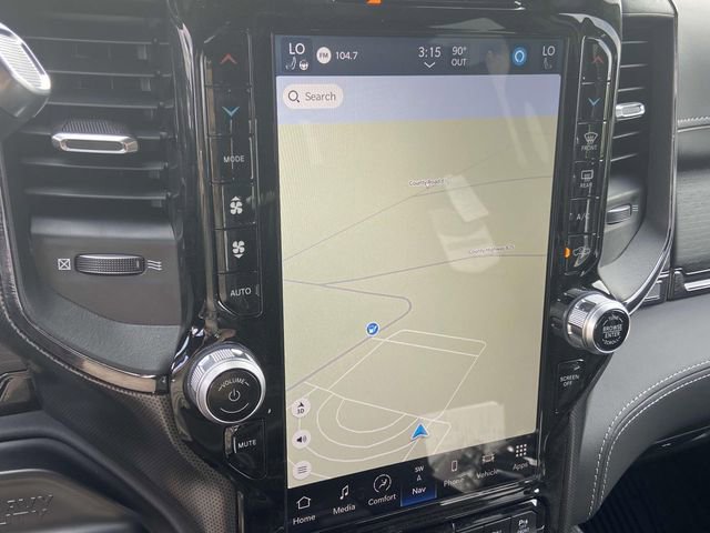 Used 2024 RAM 2500 Limited image 36