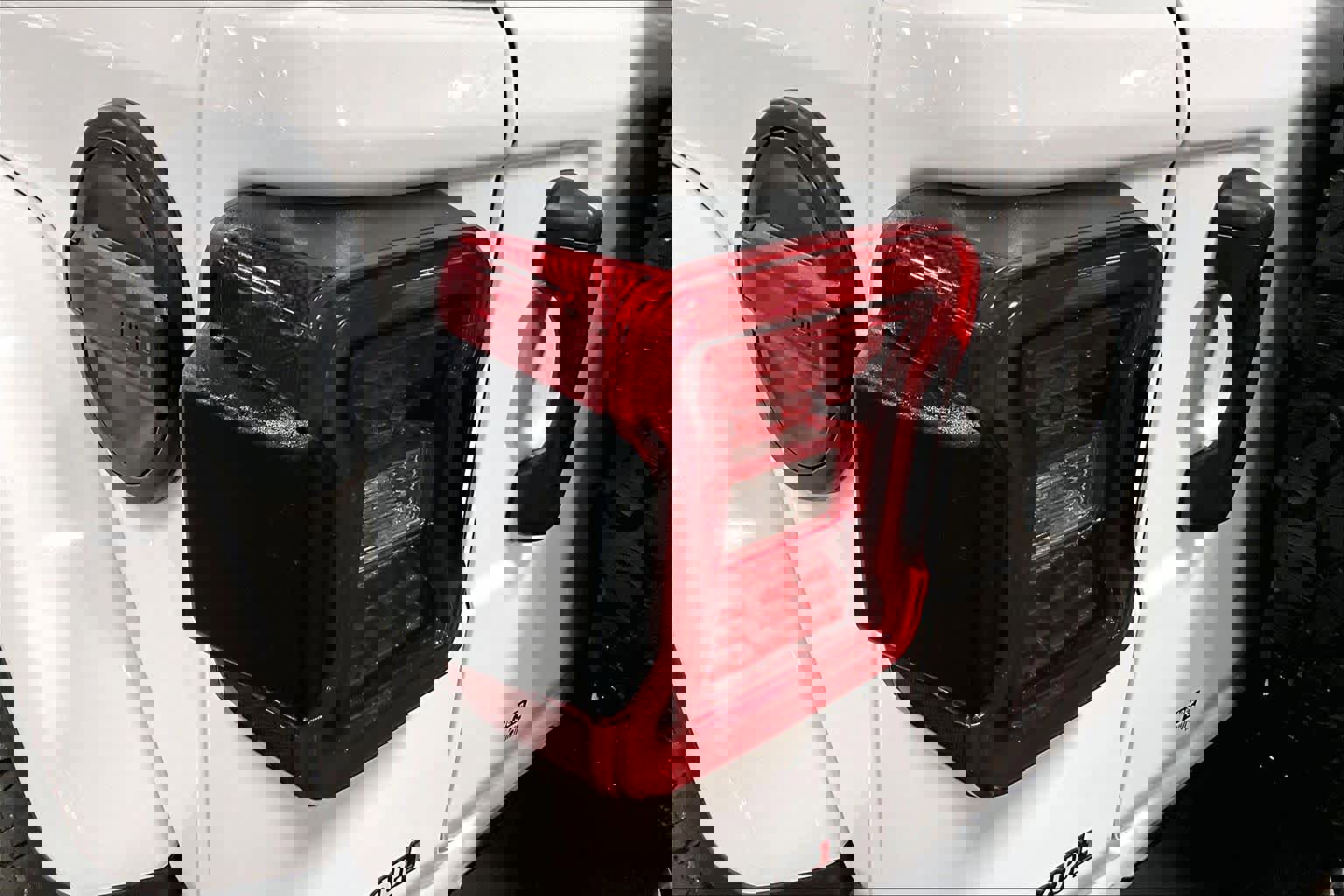 Used 2021 Jeep Wrangler Unlimited Sahara w/ LED Lighting Group image 25