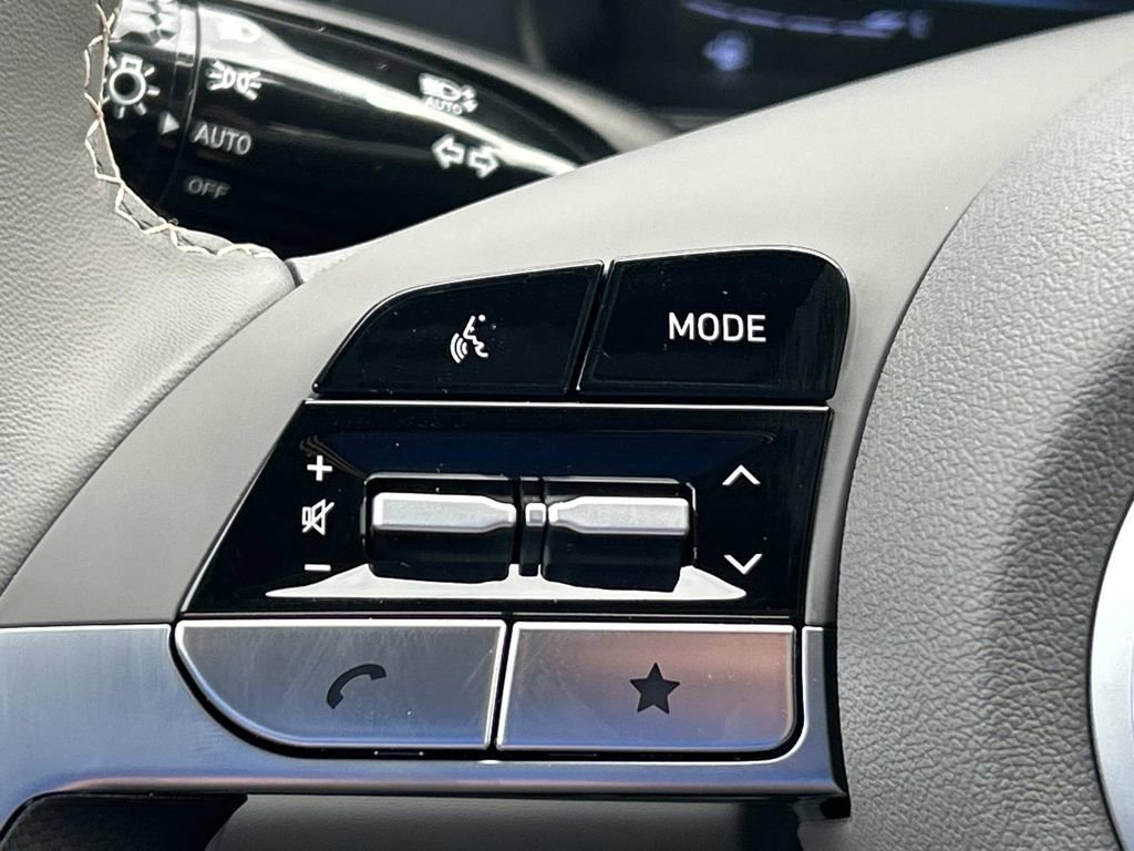 New 2026 Hyundai Elantra Sport image 28