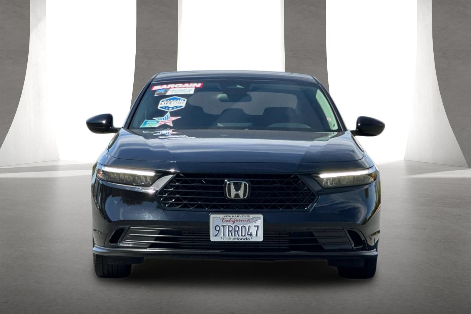 Used 2025 Honda Accord SE image 9