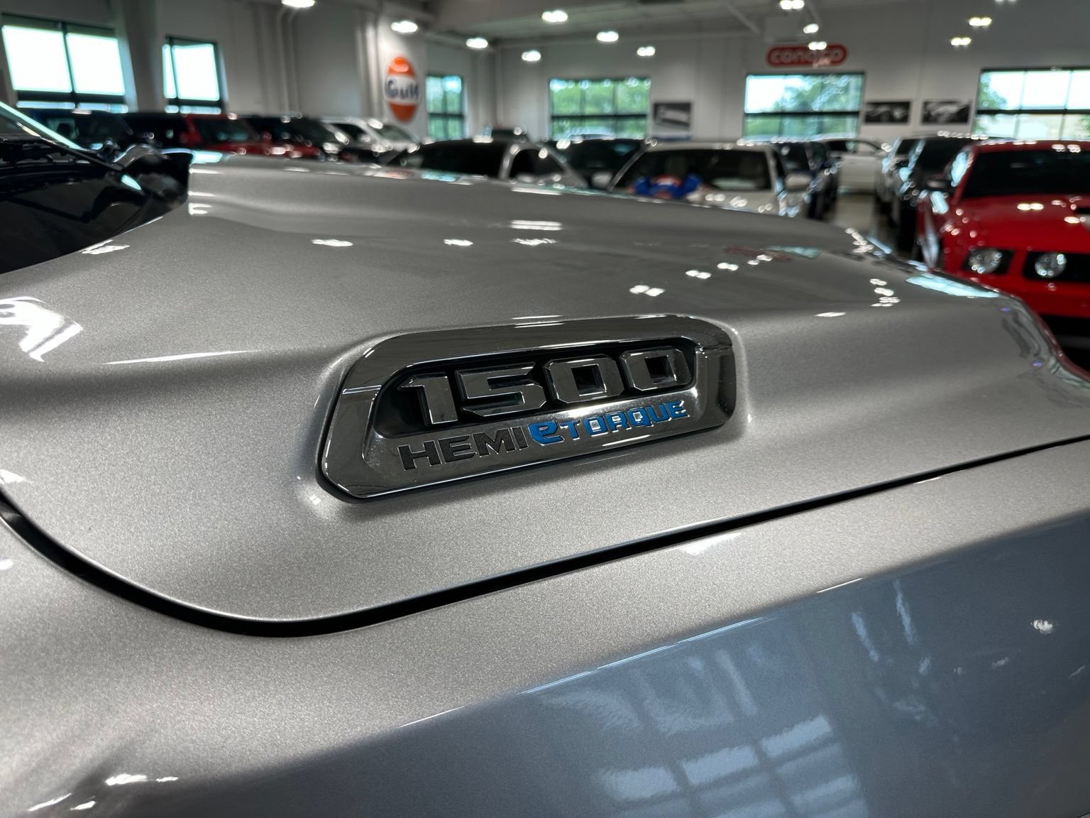 Used 2021 RAM 1500 Laramie AWD/4WD image 10