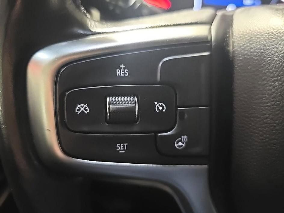 Used 2019 Chevrolet Silverado 1500 LT w/ All-Star Edition image 17