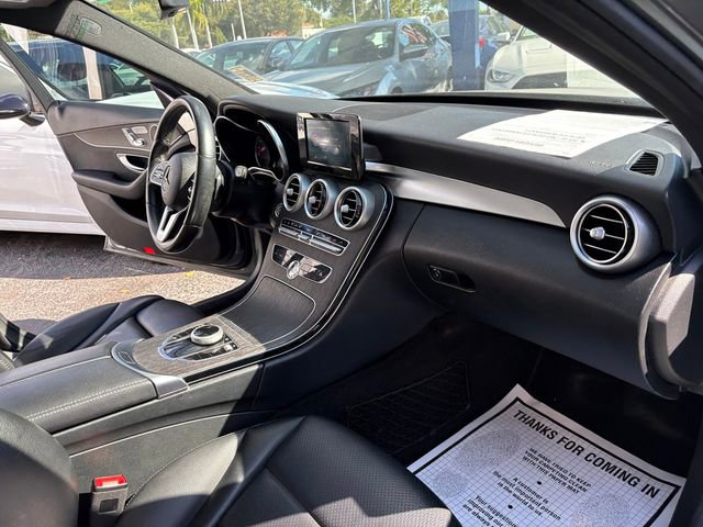 Used 2019 Mercedes-Benz C 300 4MATIC Sedan image 20
