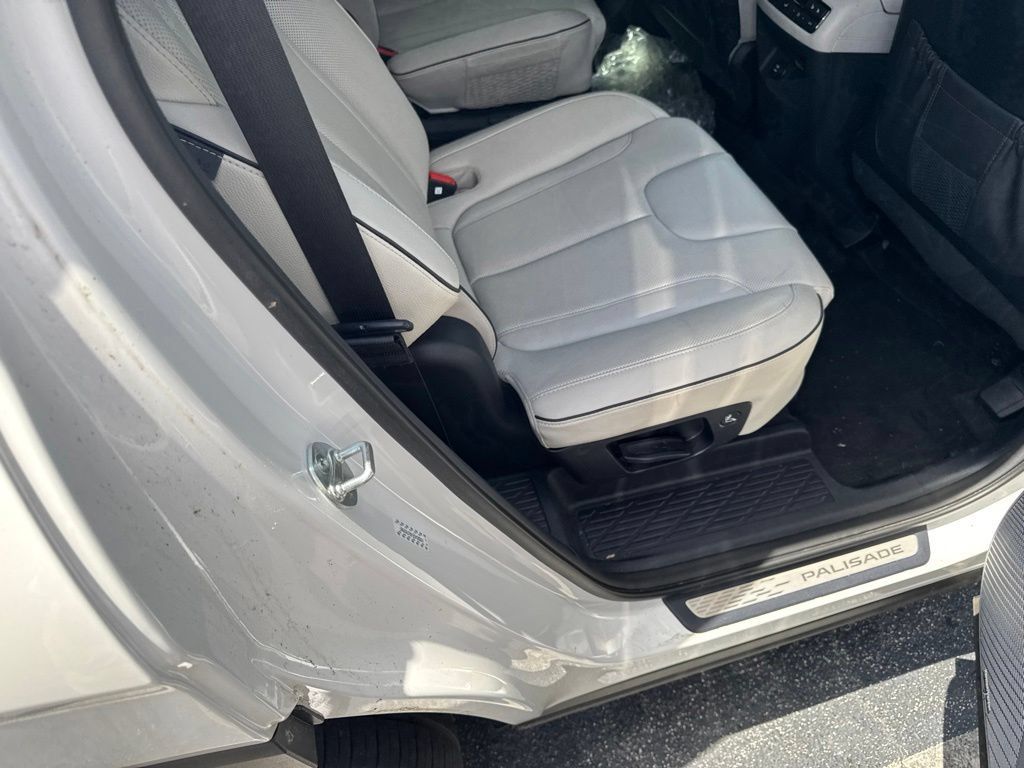 Used 2024 Hyundai Palisade Limited FWD image 20