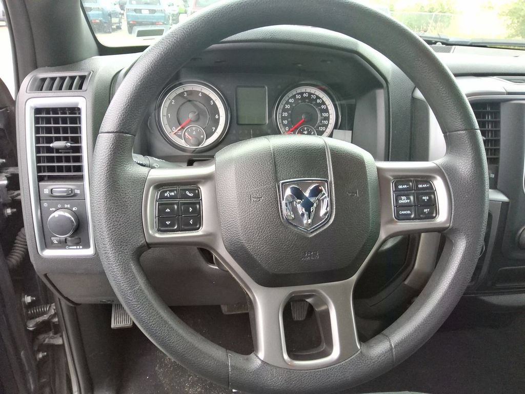 Certified 2024 RAM 1500 Warlock AWD/4WD image 13