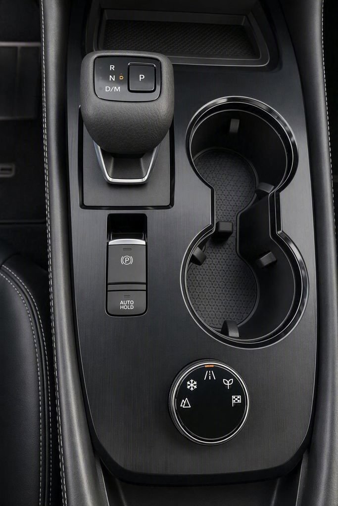 Used 2023 Nissan Rogue SL AWD/4WD image 8