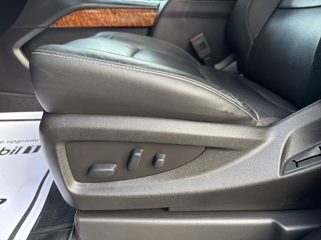 Used 2019 Chevrolet Tahoe Premier image 16