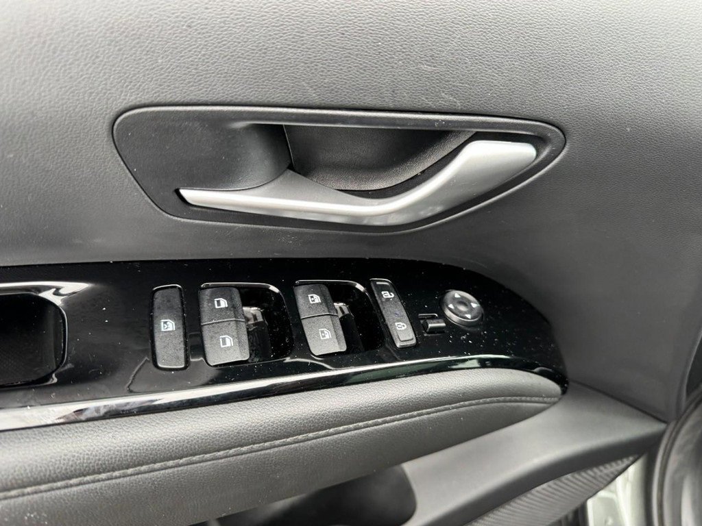 Certified 2024 Hyundai Tucson Limited image 16