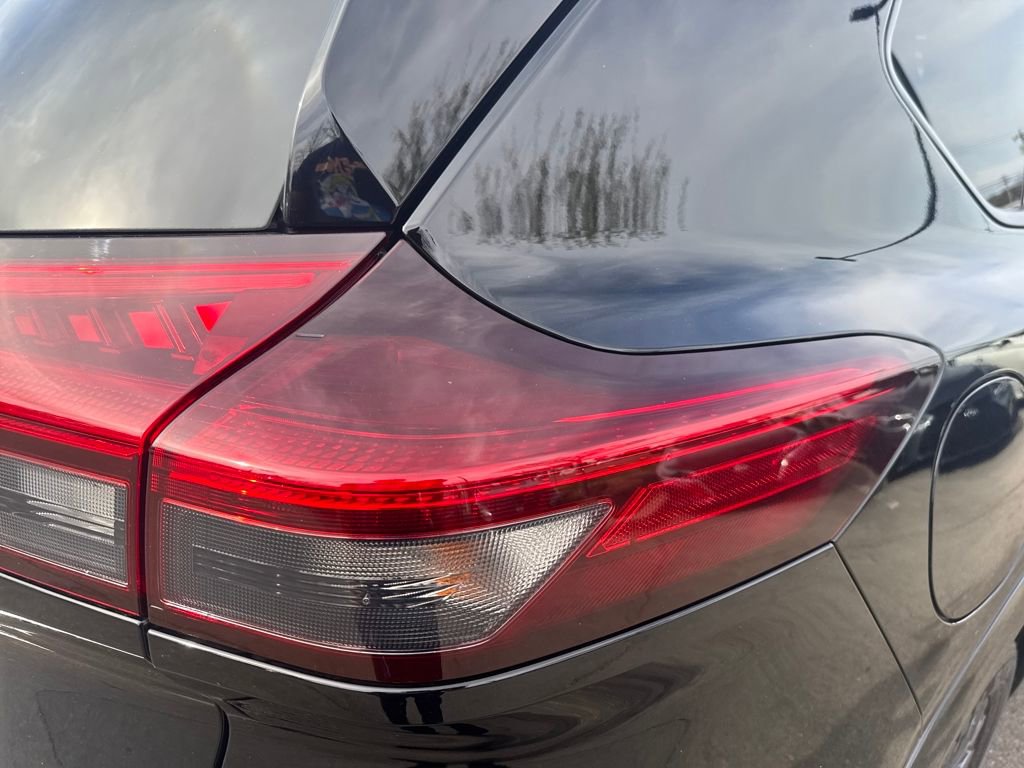 Used 2025 Nissan Rogue Platinum image 42