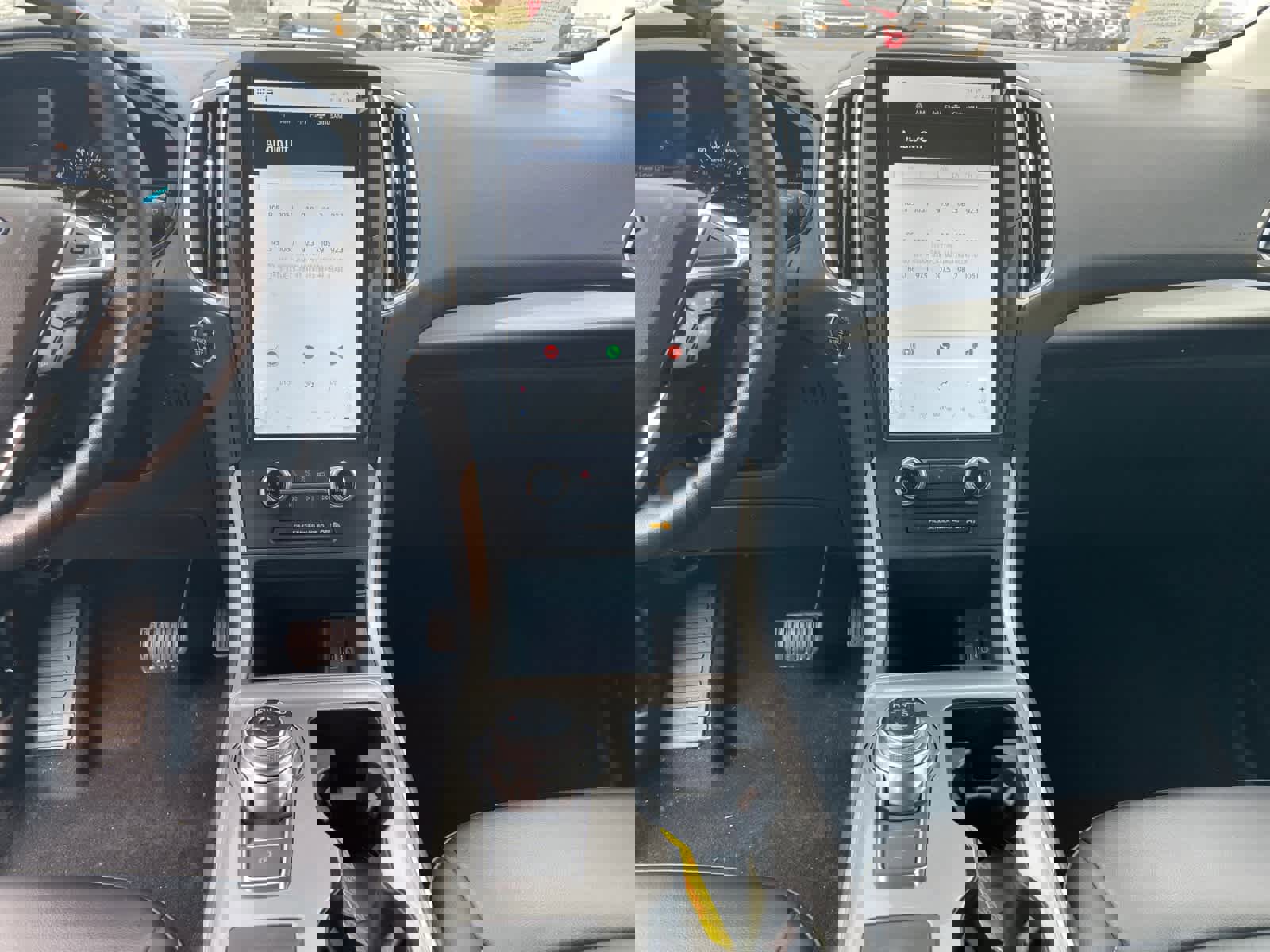 Certified 2024 Ford Edge SEL w/ Convenience Package image 12