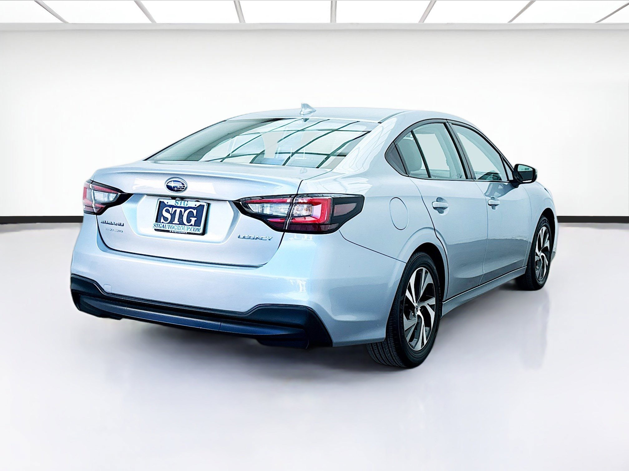 Used 2023 Subaru Legacy Premium image 4