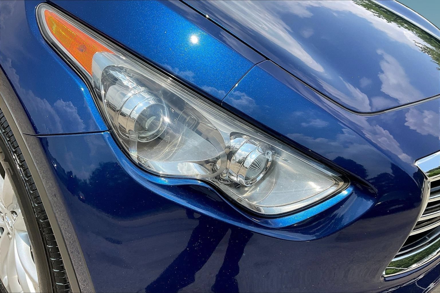 Used 2015 INFINITI QX70 AWD w/ Premium Package image 31