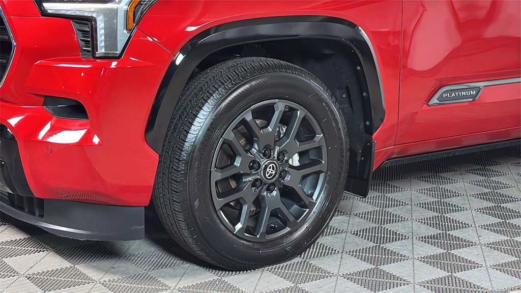 Used 2025 Toyota Sequoia Platinum image 4