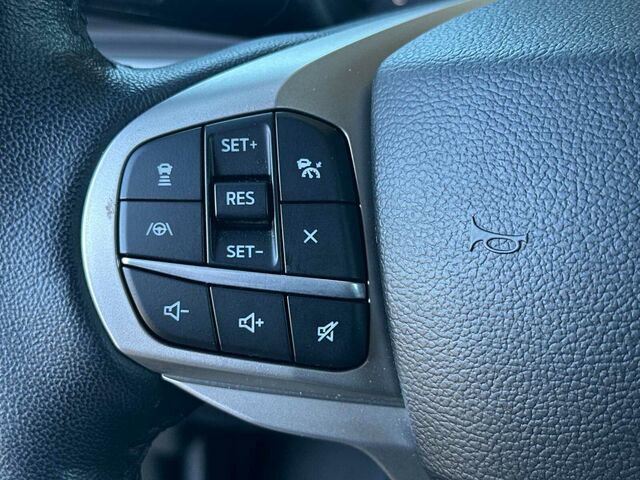 Used 2022 Ford Explorer XLT w/ Equipment Group 202A image 31