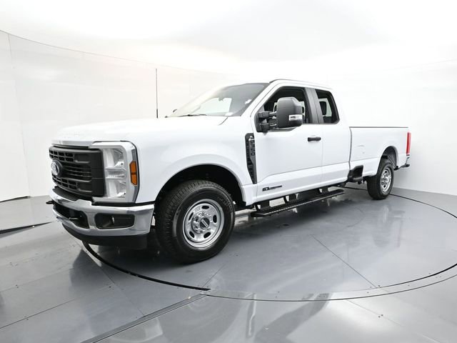 New 2026 Ford F350 XL w/ XL Chrome Package image 3