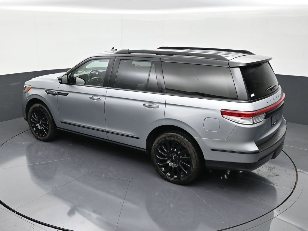 Used 2023 Lincoln Navigator Black Label image 12