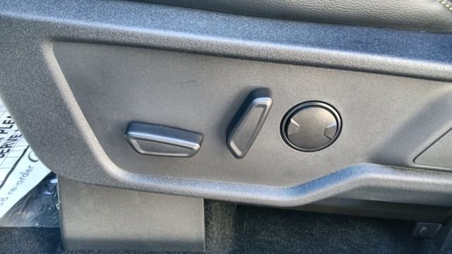 New 2025 Ford Bronco Badlands image 15