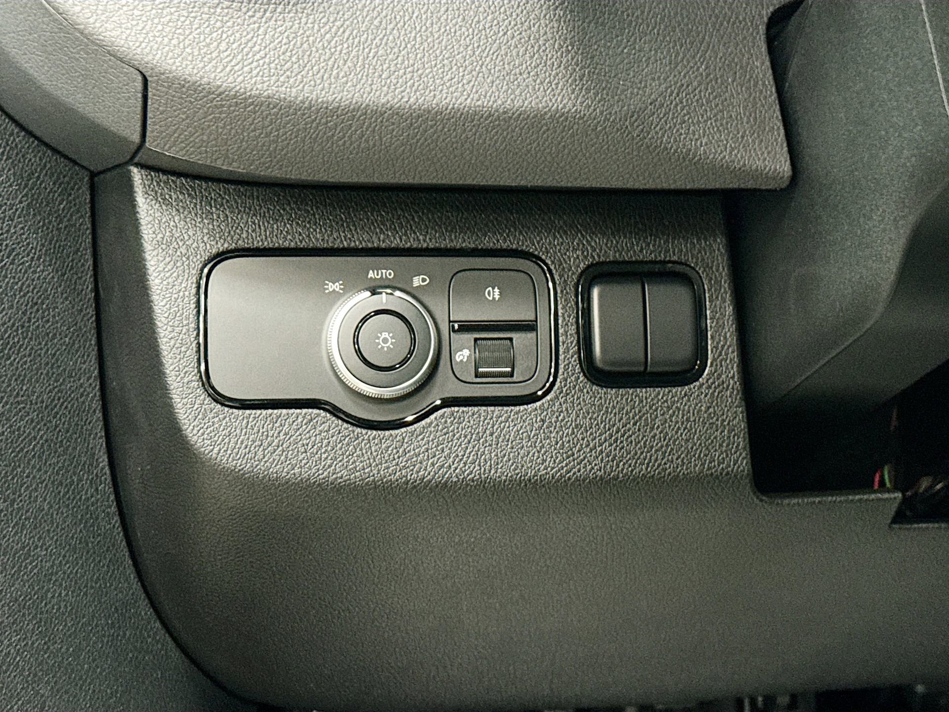 Used 2026 Mercedes-Benz Sprinter 2500 image 11