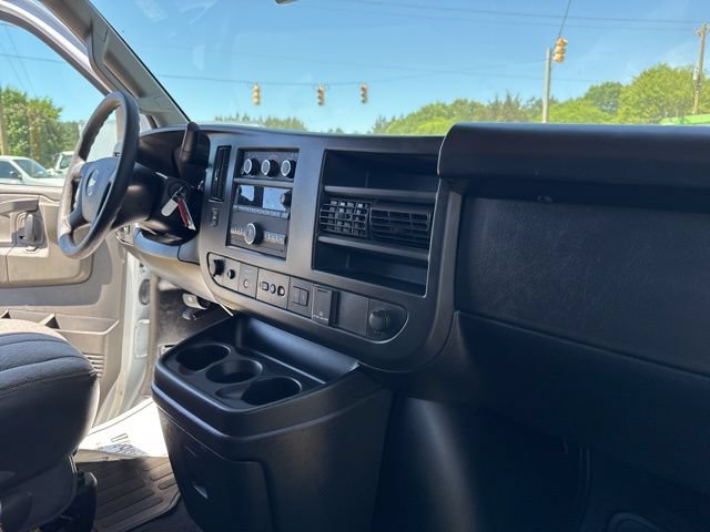 Used 2024 Chevrolet Express 3500 LT w/ LT Preferred Equipment Group RWD image 25