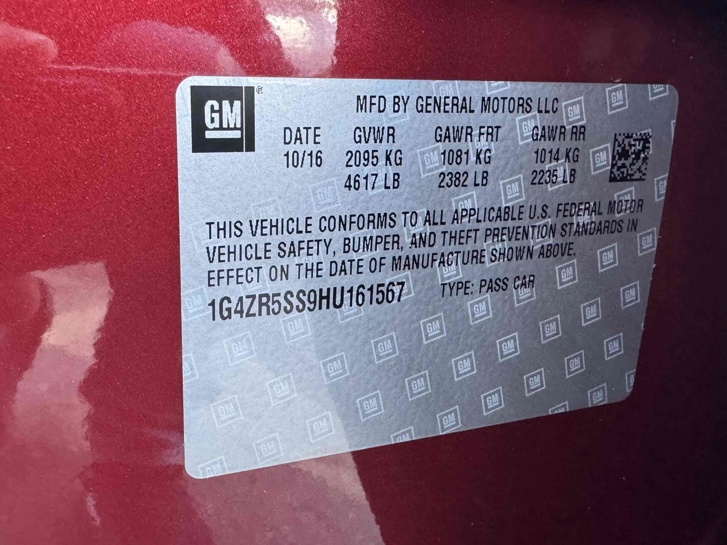 Used 2017 Buick LaCrosse Premium w/ Driver Confidence Package #2 FWD image 21