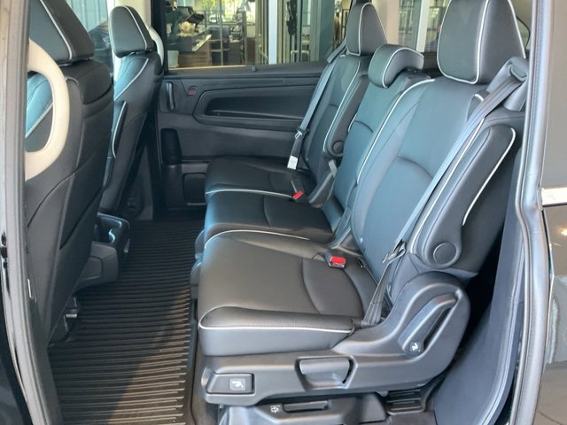 New 2026 Honda Odyssey Touring image 19