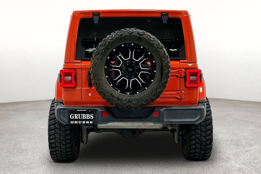 Used 2020 Jeep Wrangler Unlimited Sahara w/ Uconnect 4C Nav & Sound Group AWD/4WD image 5
