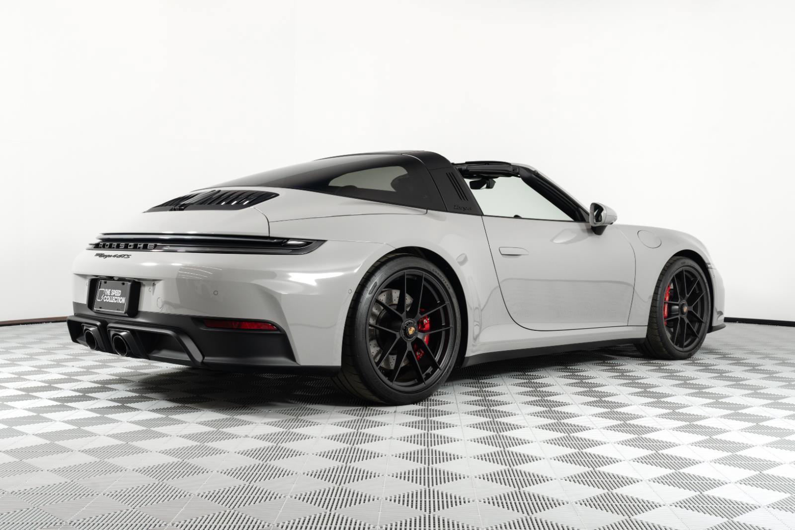 Used 2025 Porsche 911 Targa 4 GTS AWD/4WD image 8
