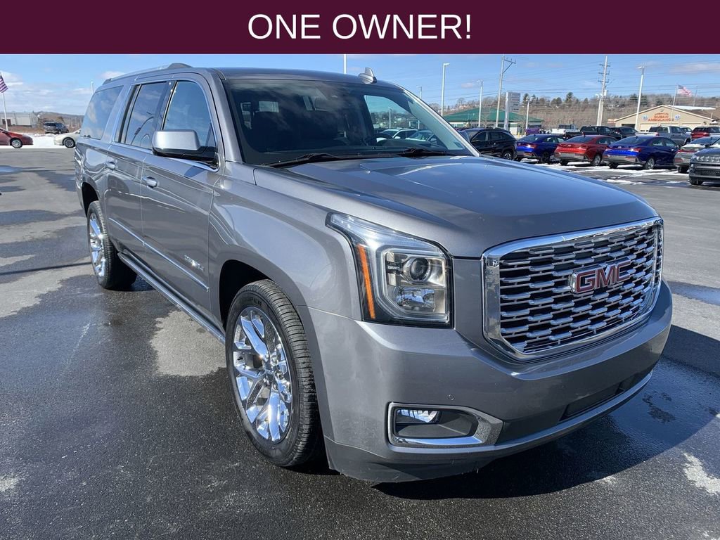 Used 2020 GMC Yukon XL Denali w/ Denali Premium Package image 1