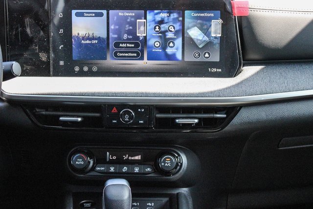 New 2026 Nissan Kicks SV image 14