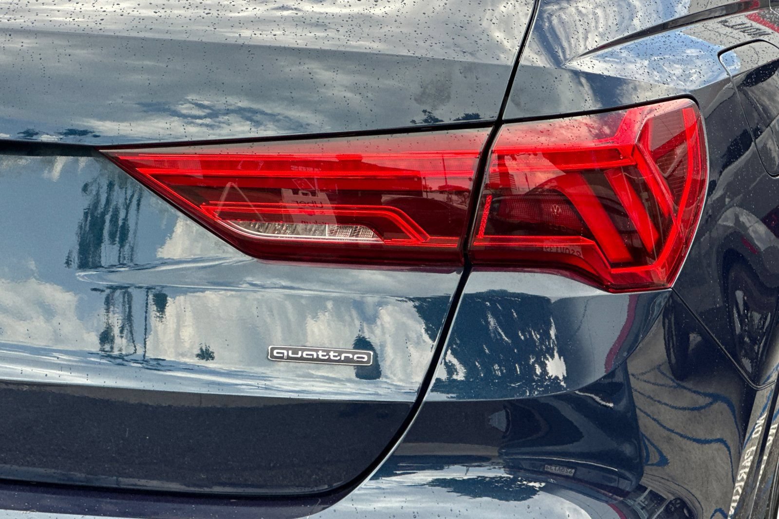 Used 2020 Audi Q3 2.0T Premium w/ Convenience Package AWD/4WD image 27