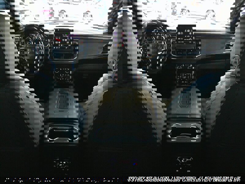 Used 2021 Chevrolet Suburban Z71 w/ Z71 Off-Road Package AWD/4WD image 41