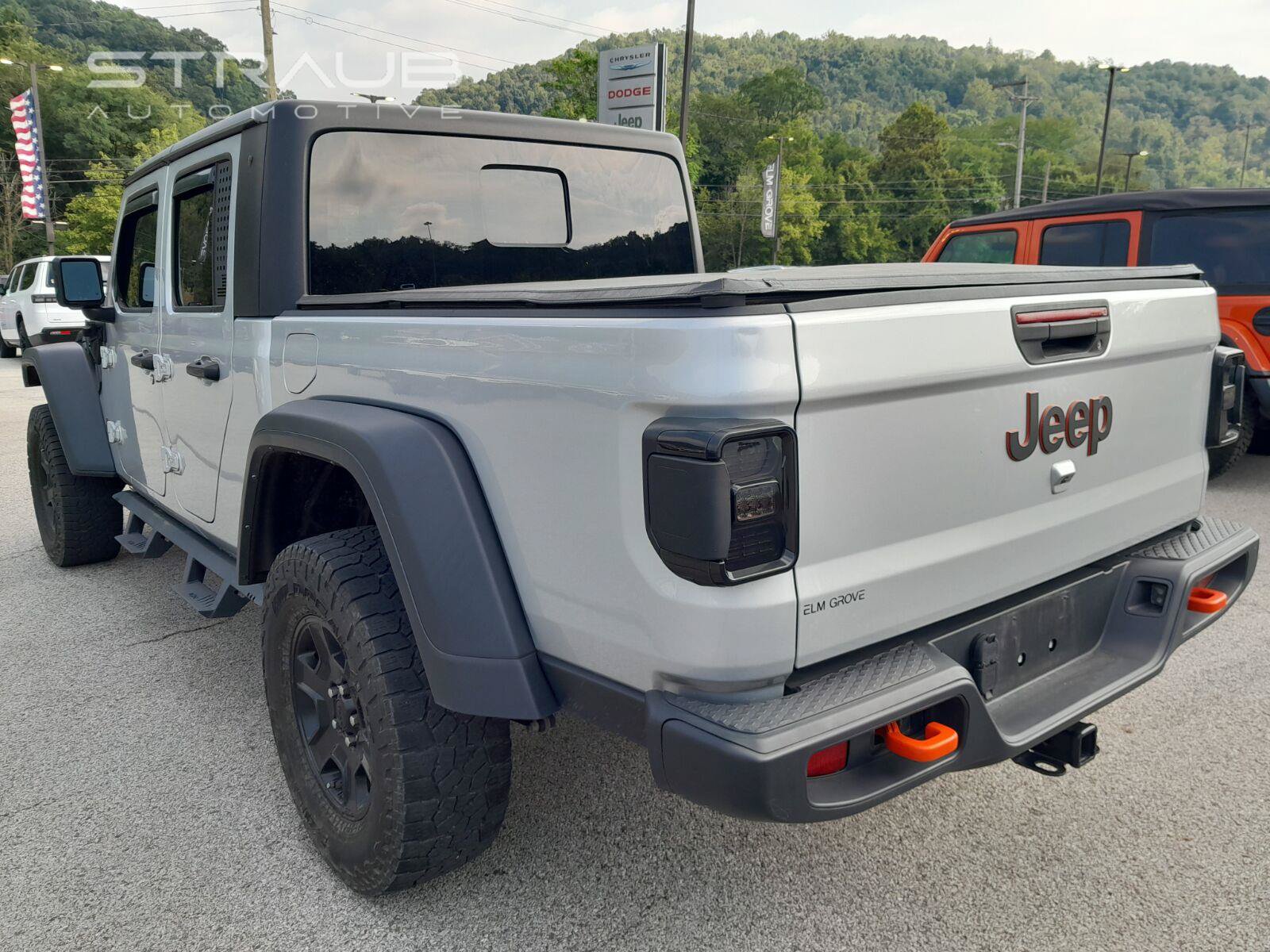 Used 2022 Jeep Gladiator Mojave w/ Cold Weather Group AWD/4WD image 7