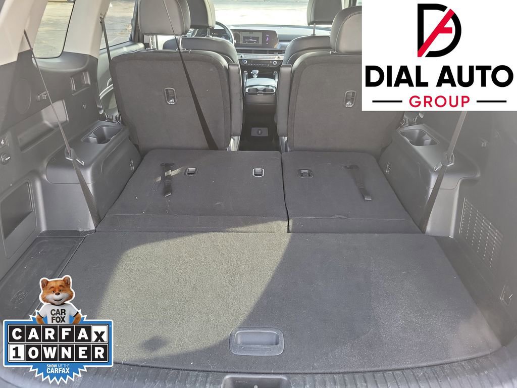 Used 2025 Kia Telluride S image 8