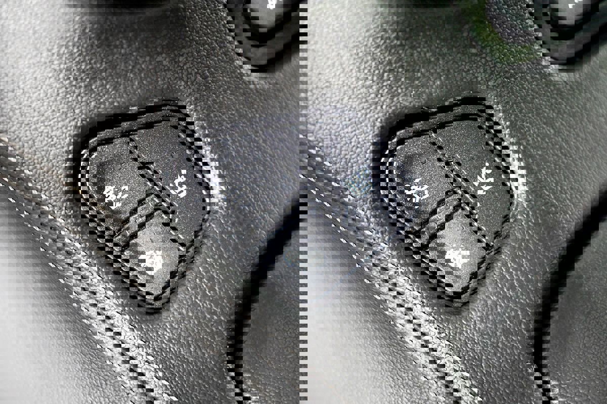 Used 2016 Chevrolet Suburban LTZ image 38