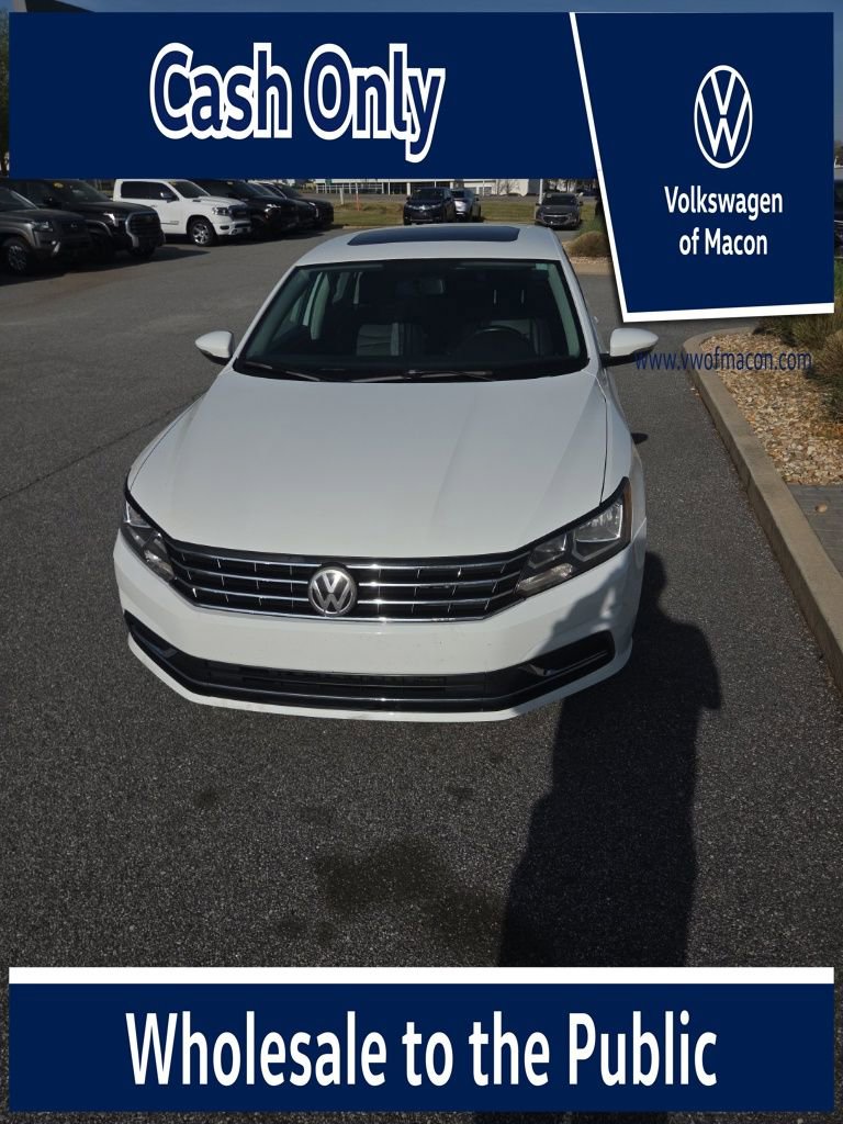 Used 2016 Volkswagen Passat 1.8T SE FWD image 1