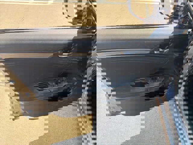 Used 2018 Honda Civic EX image 13