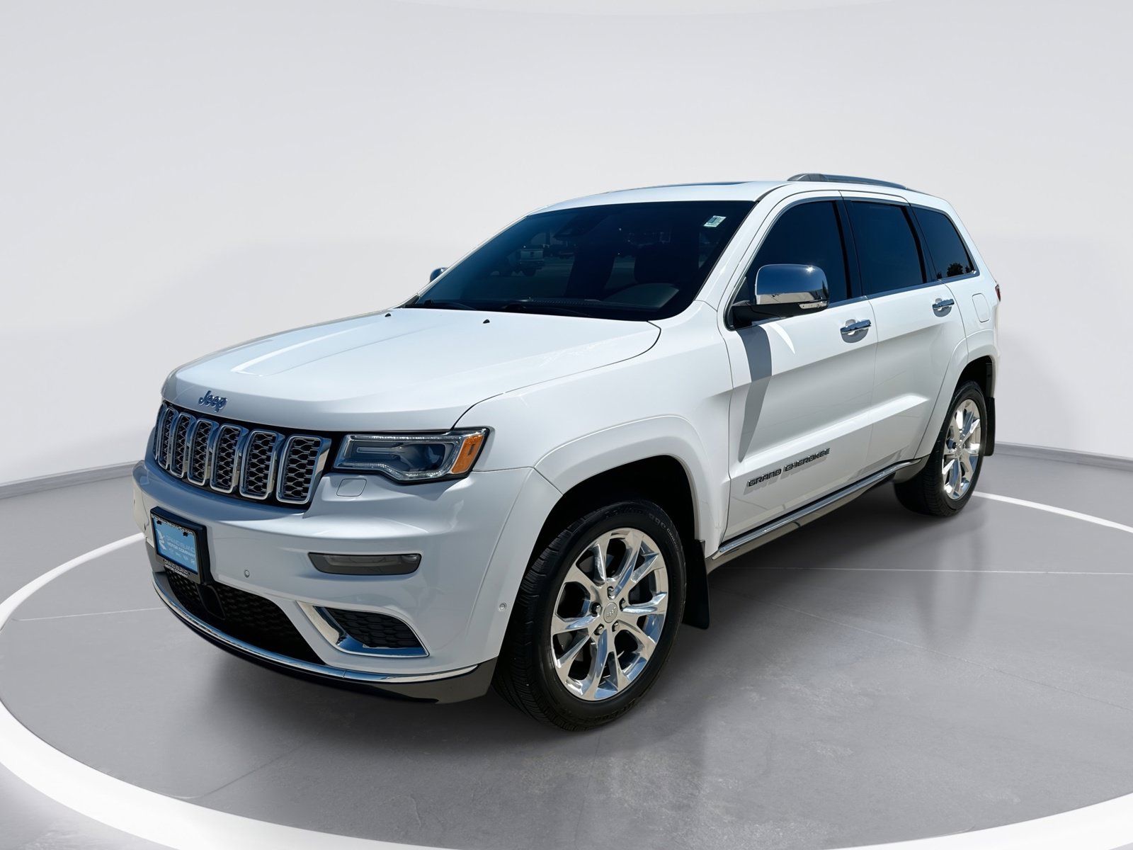 Used 2019 Jeep Grand Cherokee Summit AWD/4WD image 1