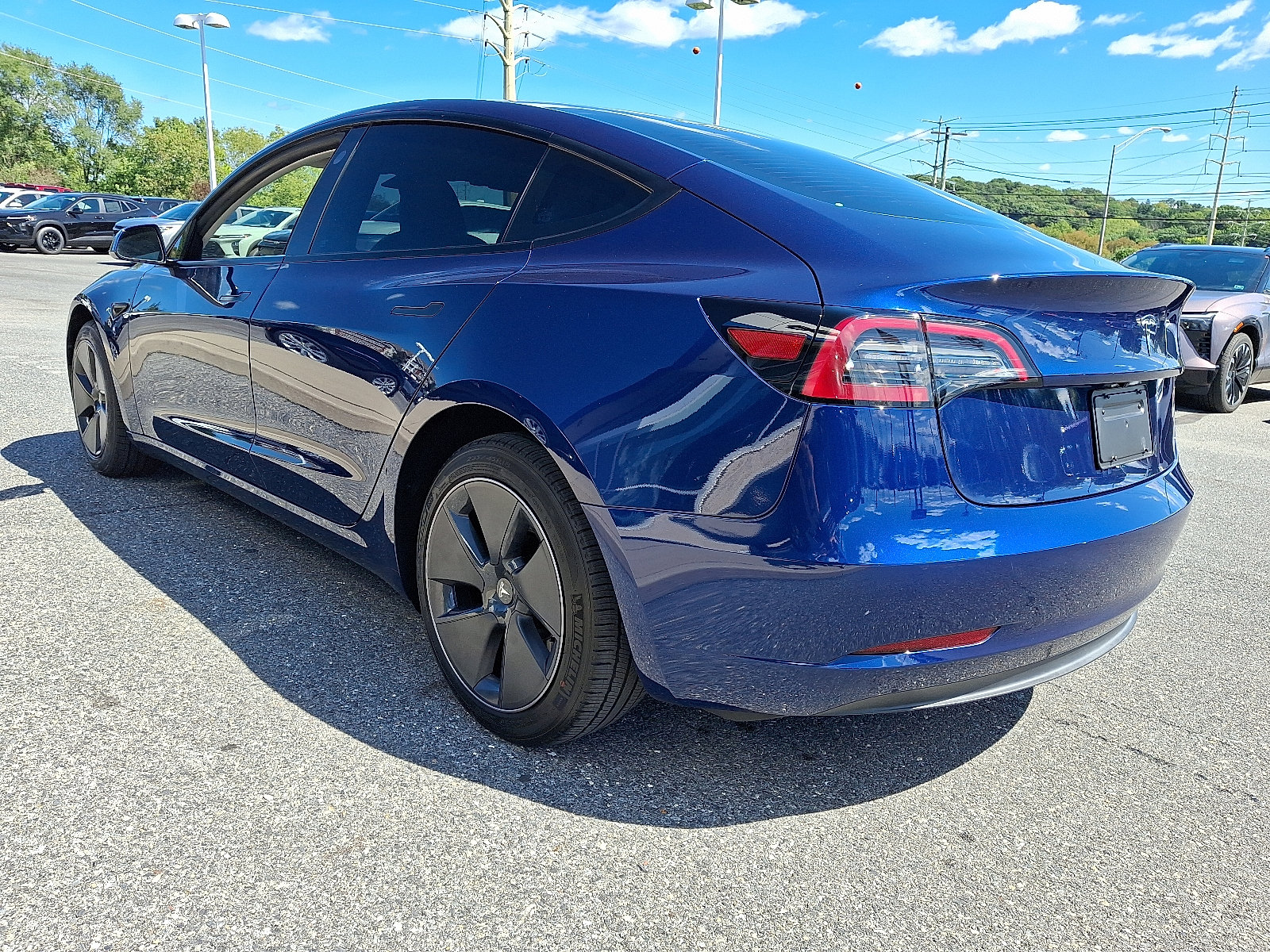 Used 2023 Tesla Model 3 Standard Range RWD image 5